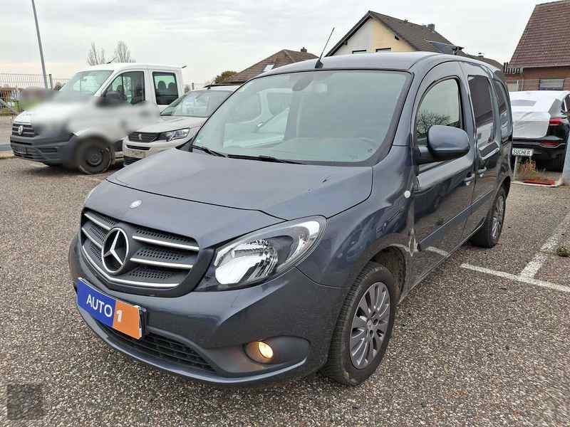 Slika vozila MERCEDES-BENZ T-Class