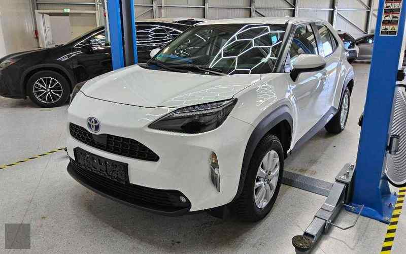 Slika vozila TOYOTA Yaris Cross