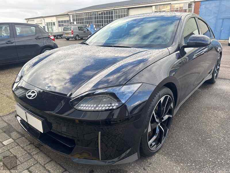 Slika vozila HYUNDAI Ioniq 6