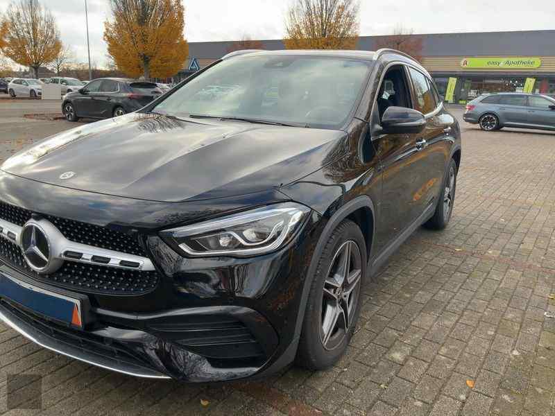 Slika vozila MERCEDES-BENZ GLA-Class