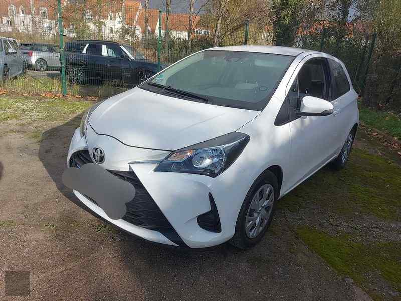 Slika vozila TOYOTA Yaris