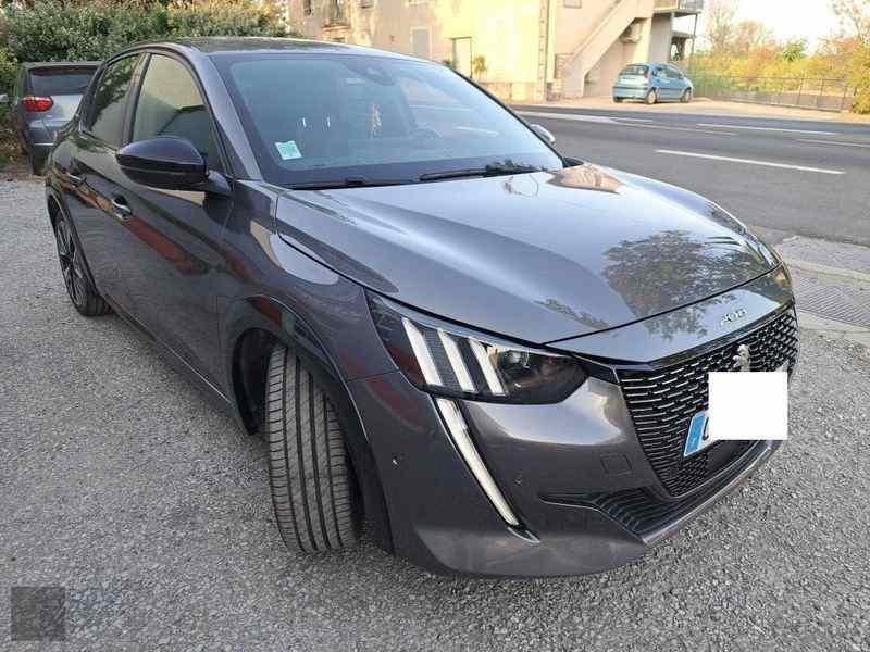 Slika vozila PEUGEOT 208