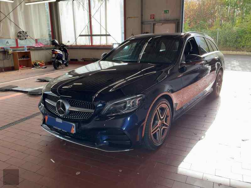 Slika vozila MERCEDES-BENZ C-Class