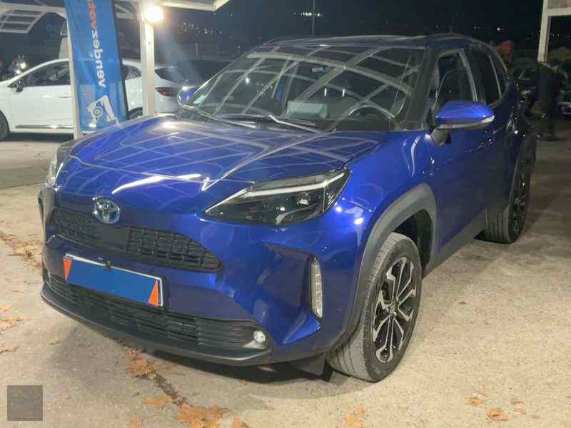 Slika vozila TOYOTA Yaris Cross