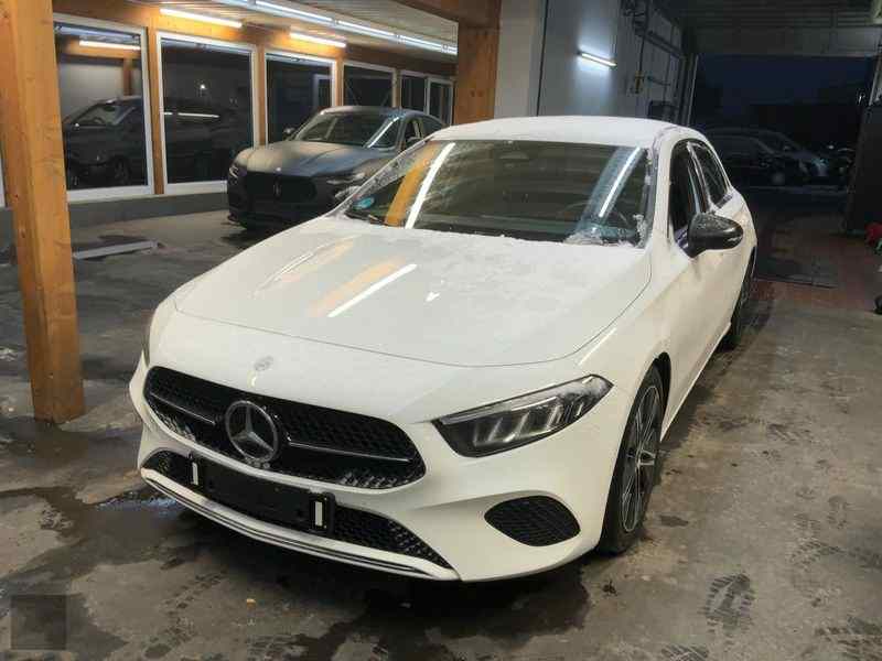 Slika vozila MERCEDES-BENZ A-Class