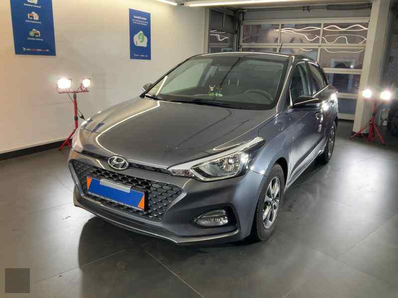 Slika vozila HYUNDAI i20