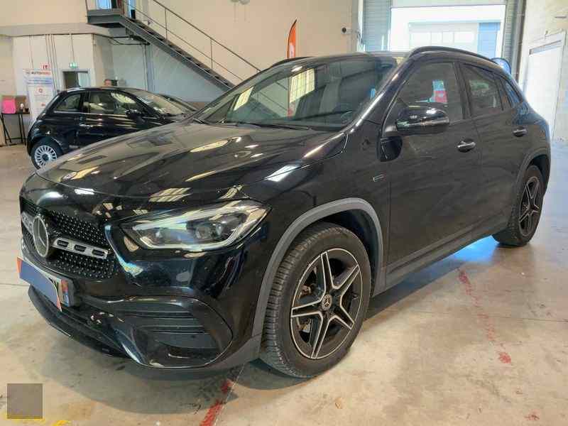 Slika vozila MERCEDES-BENZ GLA-Class