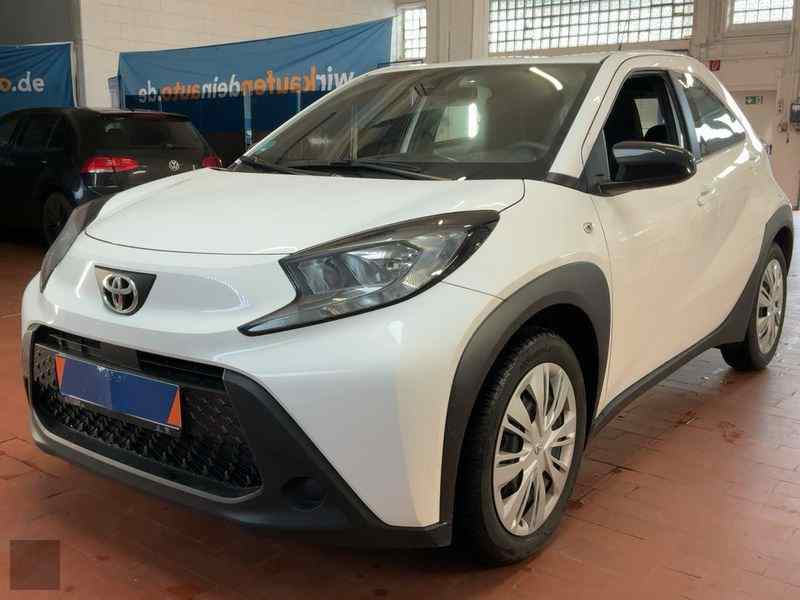 Slika vozila TOYOTA Aygo X