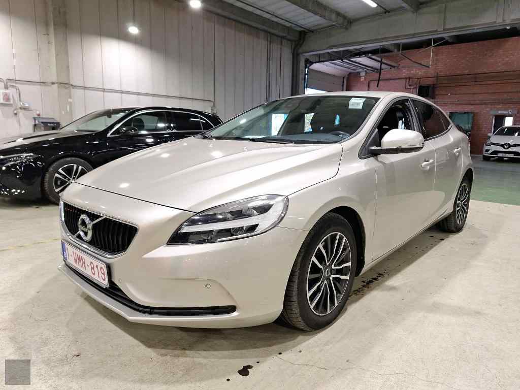 Slika vozila VOLVO V40