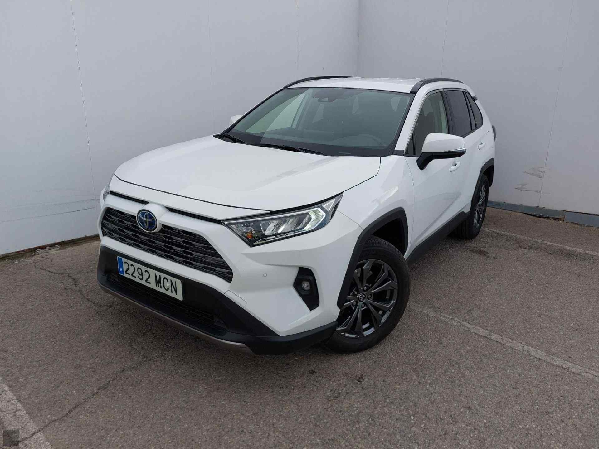 Slika vozila TOYOTA RAV4