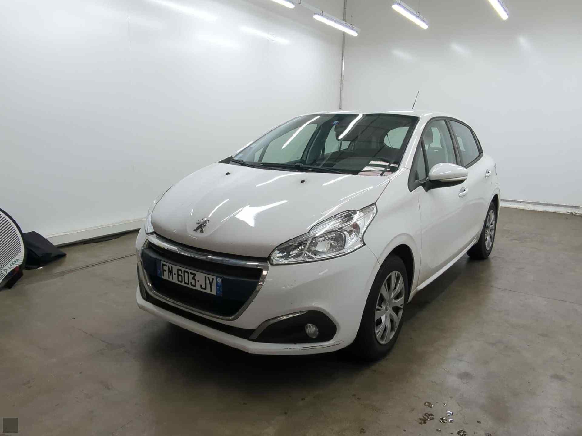 Slika vozila PEUGEOT 208