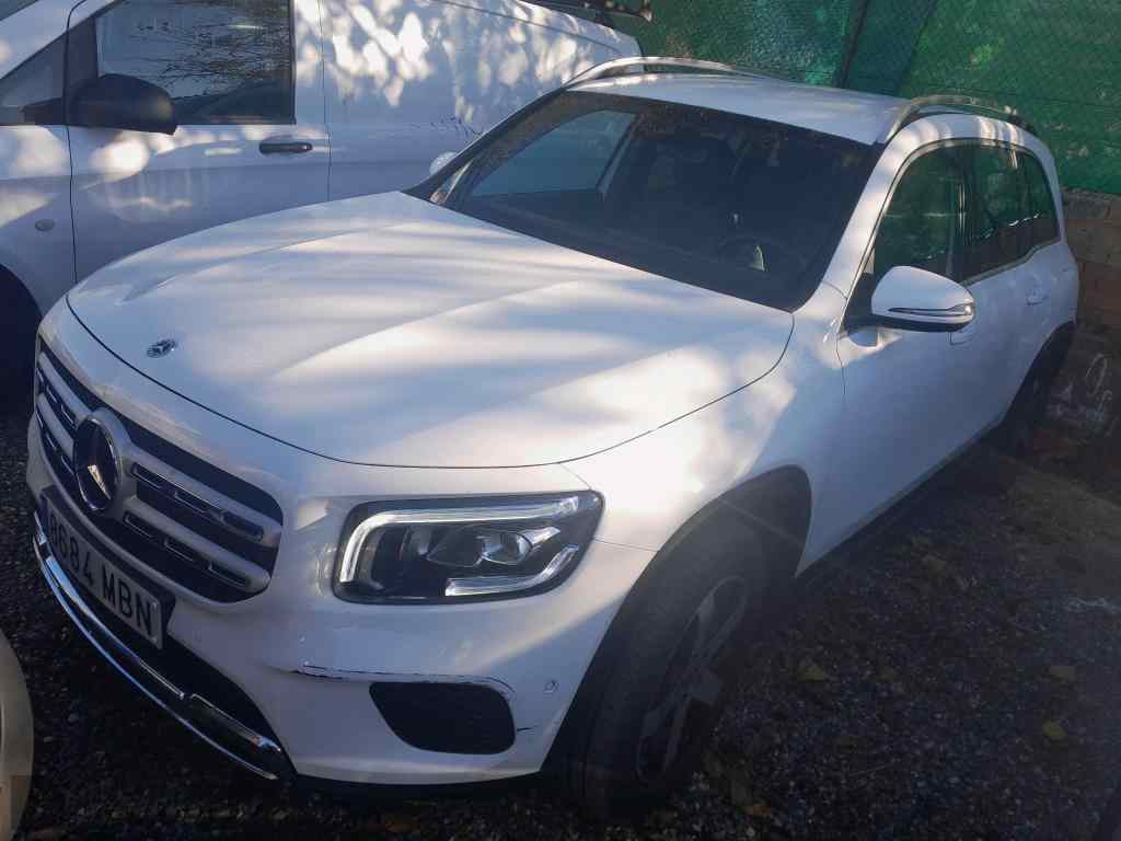 Slika vozila MERCEDES-BENZ GLB-Class