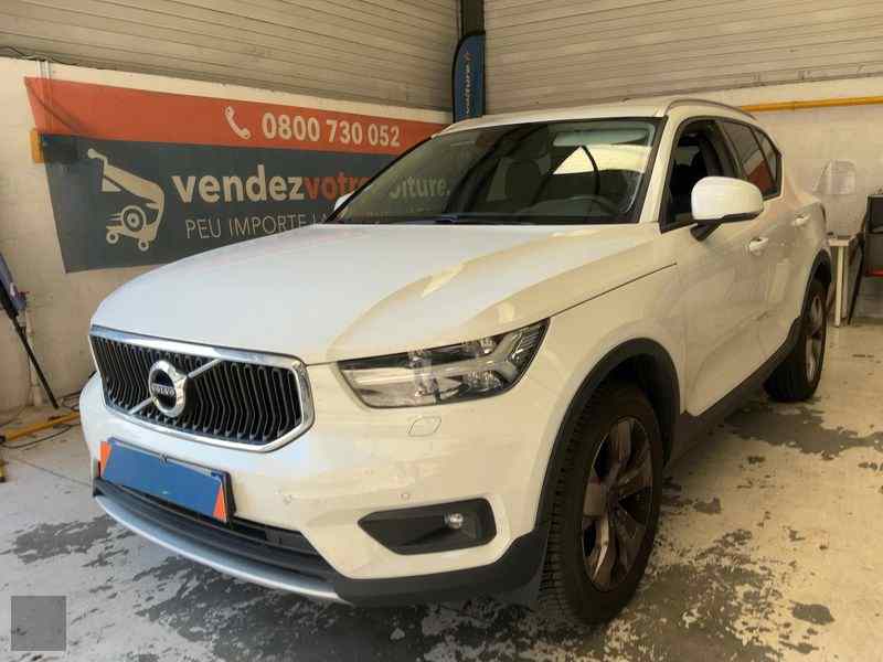 Slika vozila VOLVO C40