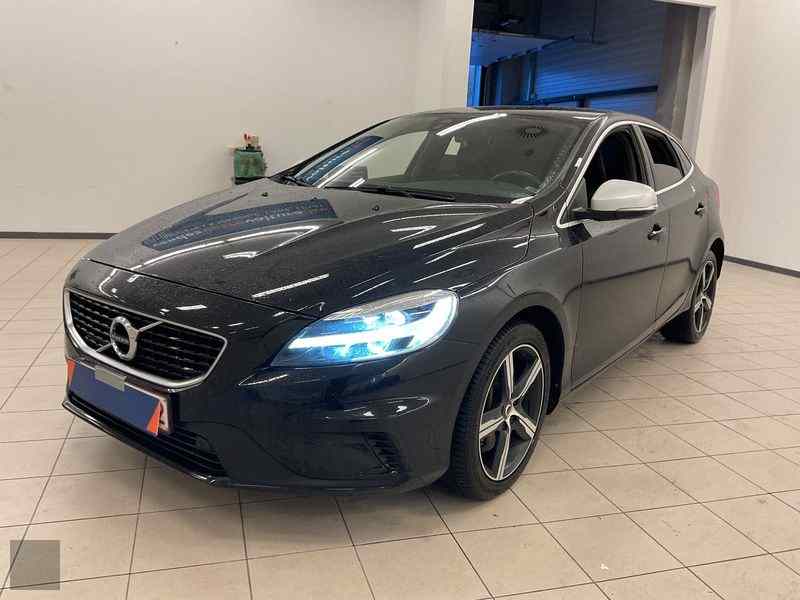 Slika vozila VOLVO V40