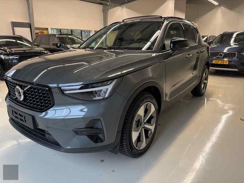 Slika vozila VOLVO C40