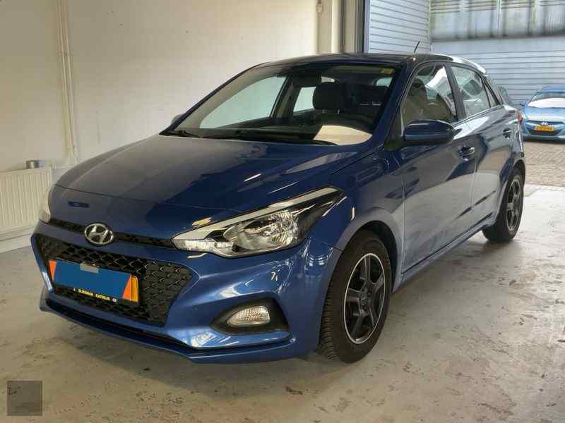 Slika vozila HYUNDAI i20