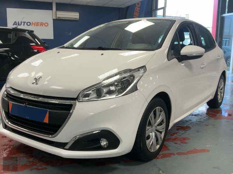 Slika vozila PEUGEOT 208