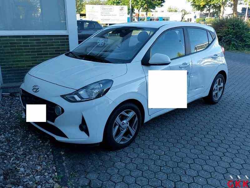 Slika vozila HYUNDAI i10