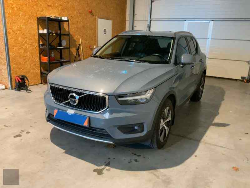 Slika vozila VOLVO C40