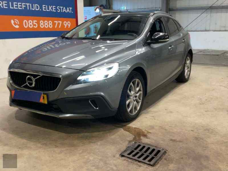 Slika vozila VOLVO V40