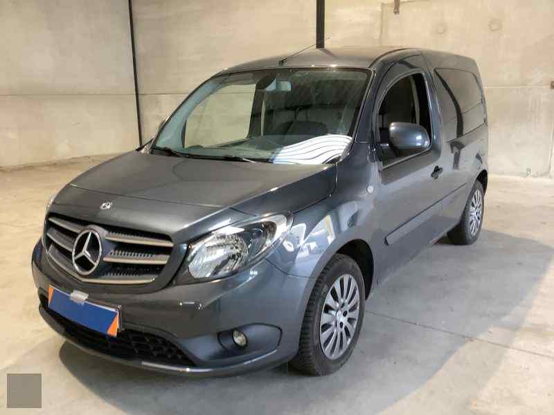 Slika vozila MERCEDES-BENZ T-Class