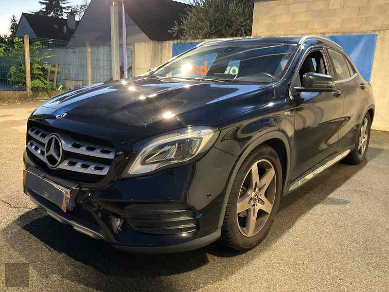 Slika vozila MERCEDES-BENZ GLA-Class