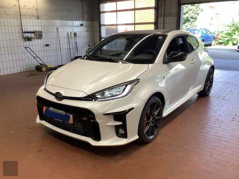 Slika vozila TOYOTA Yaris