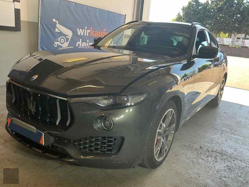 Slika vozila MASERATI LEVANTE