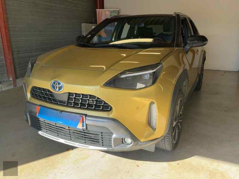 Slika vozila TOYOTA Yaris Cross