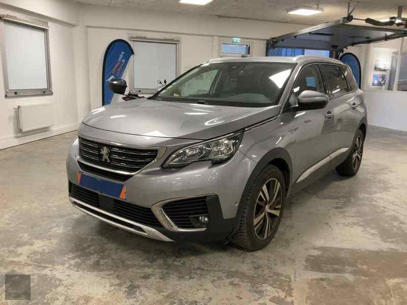 Slika vozila PEUGEOT 5008