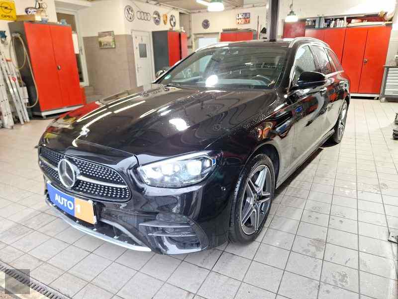 Car image MERCEDES-BENZ E-Class