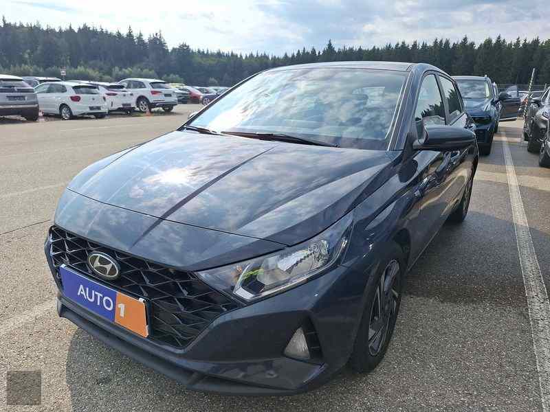 Fahrzeugbild HYUNDAI i20