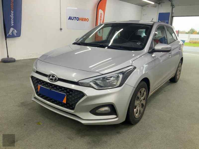 Slika vozila HYUNDAI i20