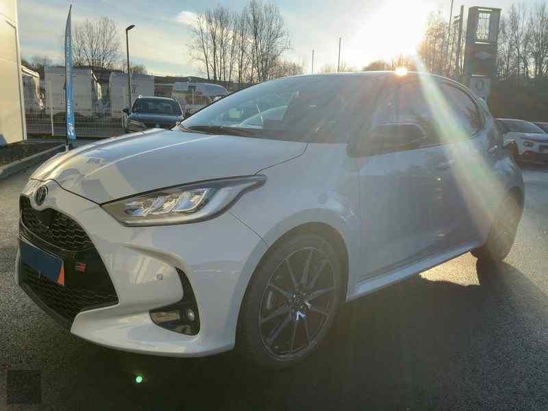 Slika vozila TOYOTA Yaris