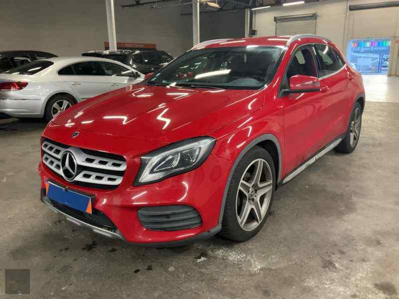 Slika vozila MERCEDES-BENZ GLA-Class