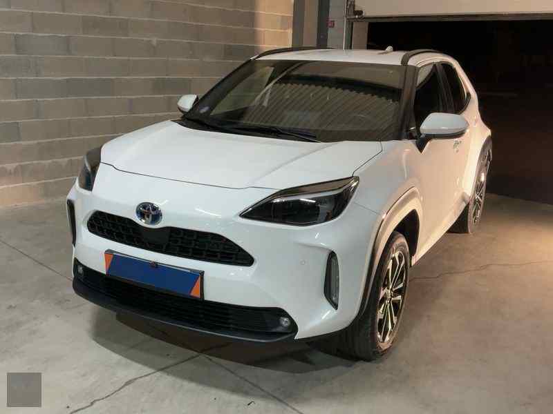 Slika vozila TOYOTA Yaris Cross