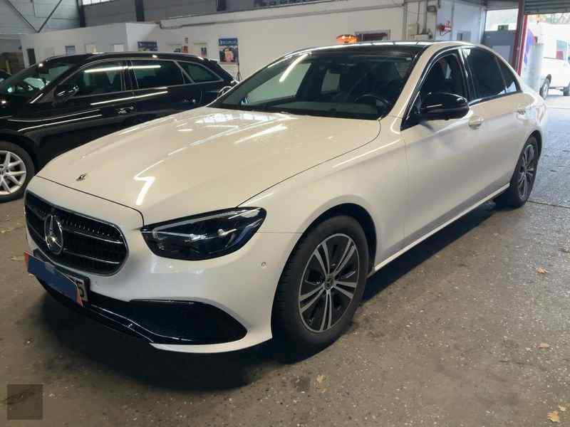 Slika vozila MERCEDES-BENZ E-Class