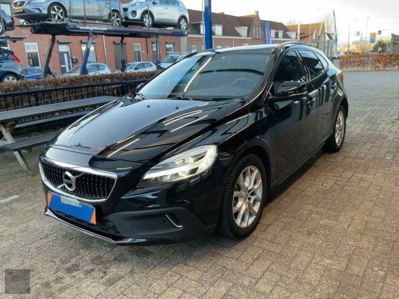 Slika vozila VOLVO V40