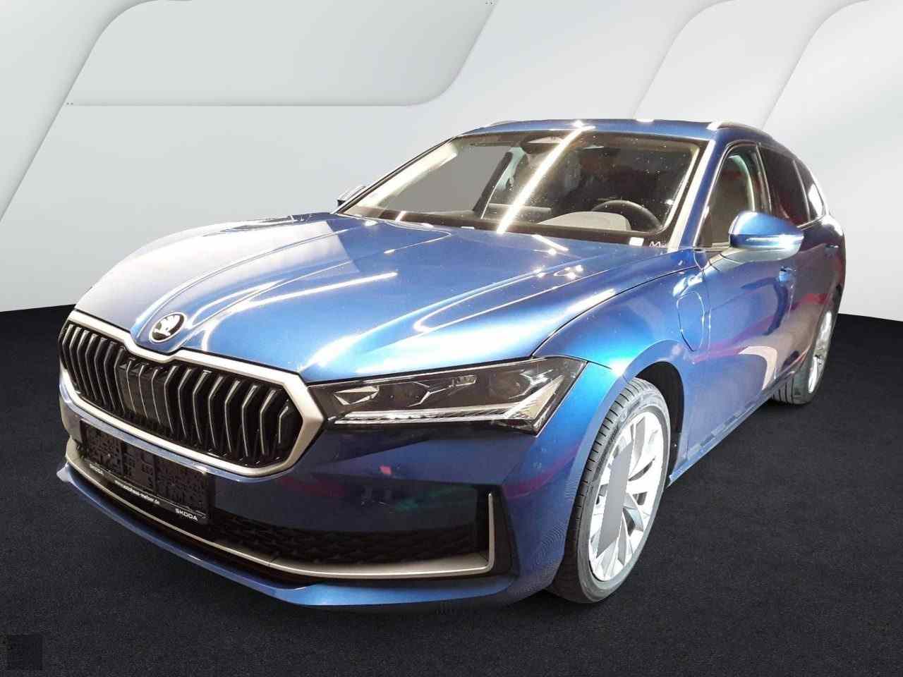 Slika vozila &Scaron;KODA Superb