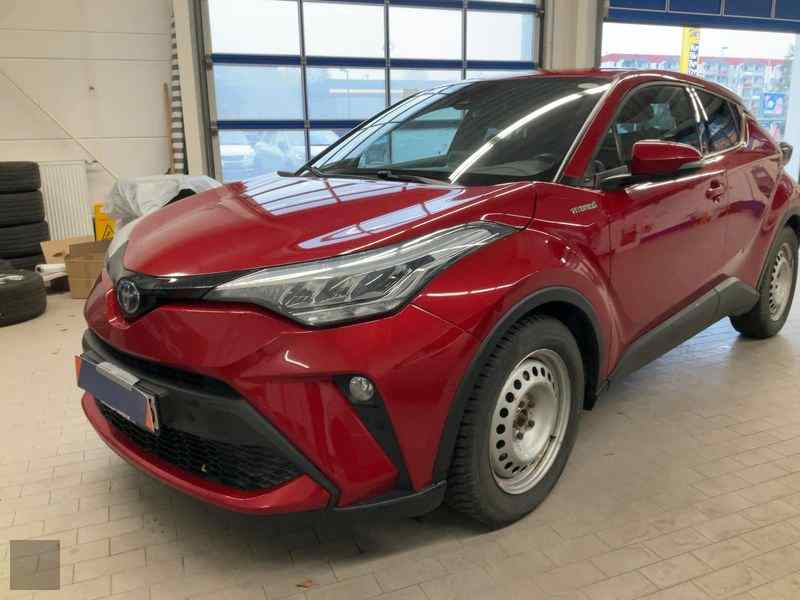 Slika vozila TOYOTA C-HR