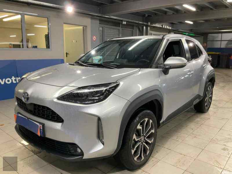 Slika vozila TOYOTA Yaris Cross