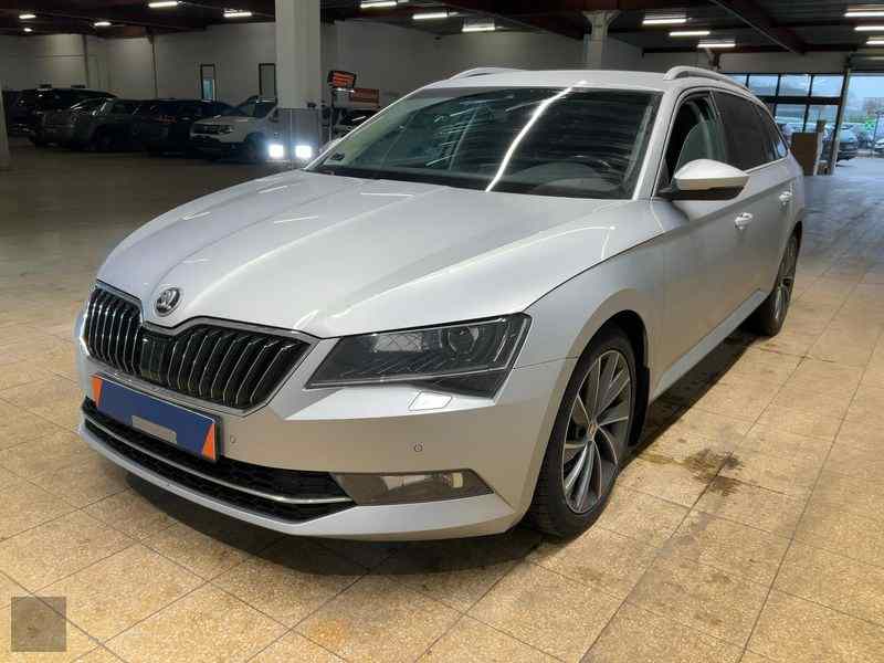 Slika vozila &Scaron;KODA Superb