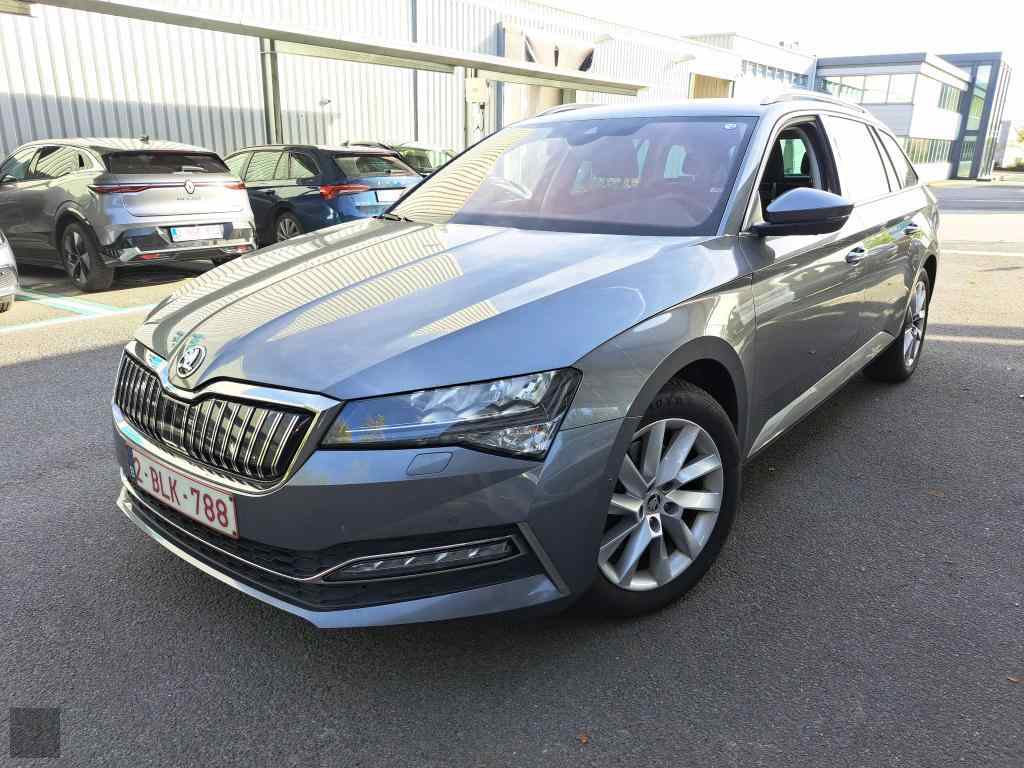 Slika vozila &Scaron;KODA Superb