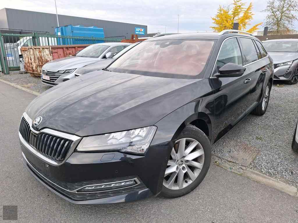 Slika vozila &Scaron;KODA Superb