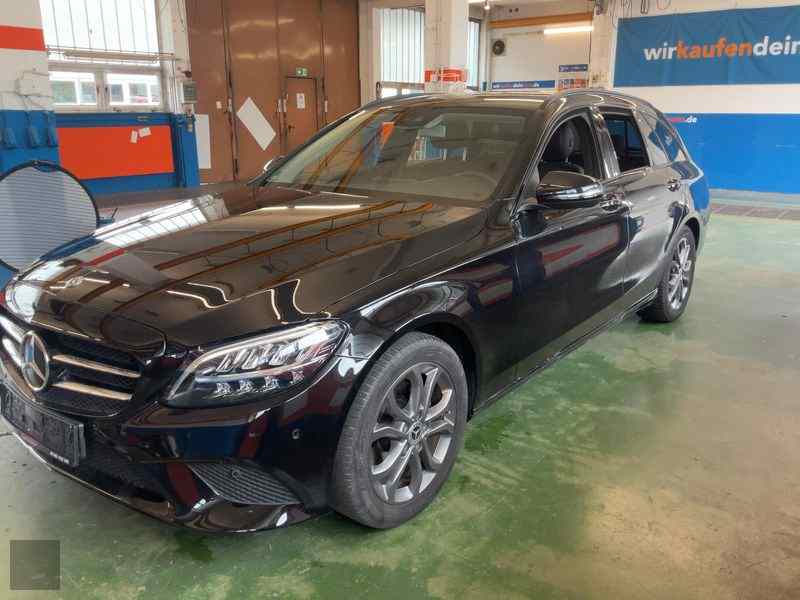 Slika vozila MERCEDES-BENZ C-Class