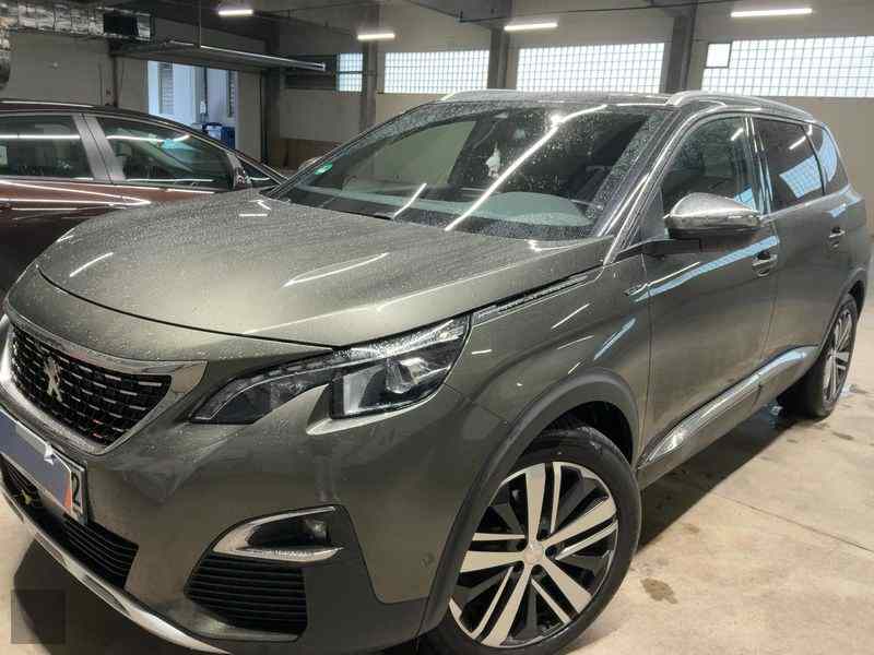 Slika vozila PEUGEOT 5008