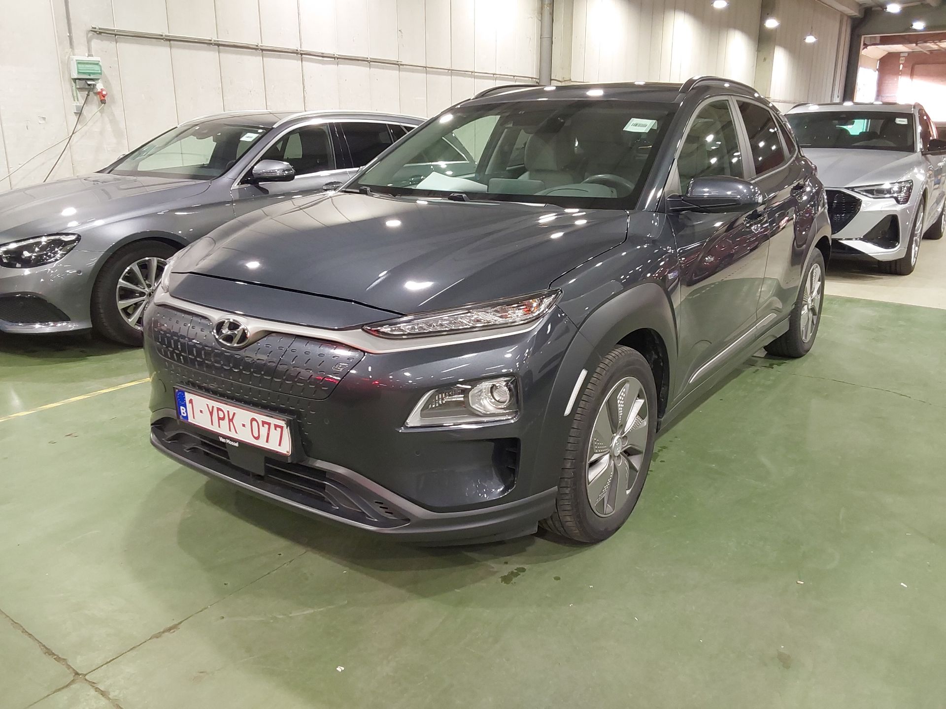 Slika vozila HYUNDAI KONA