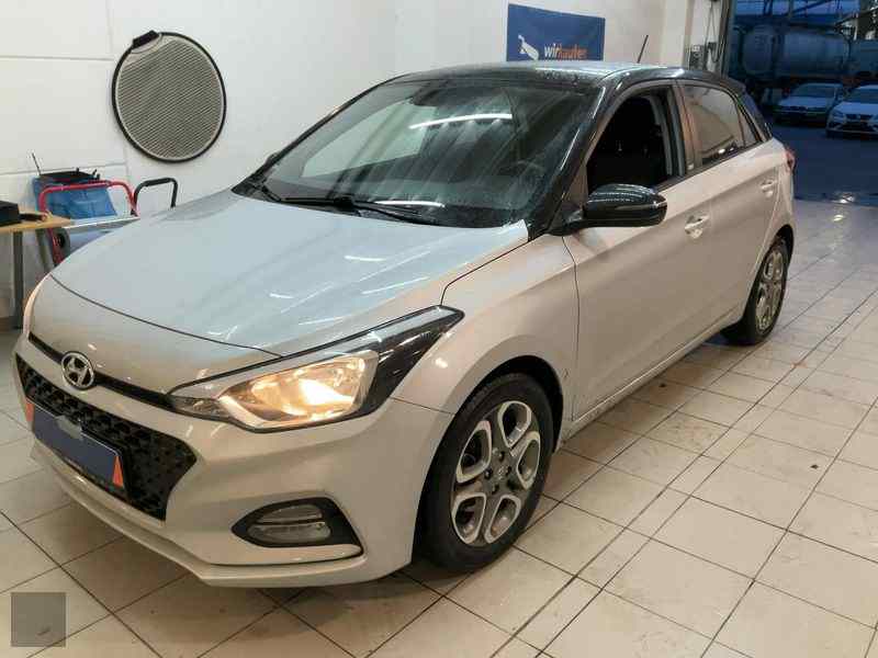 Slika vozila HYUNDAI i20