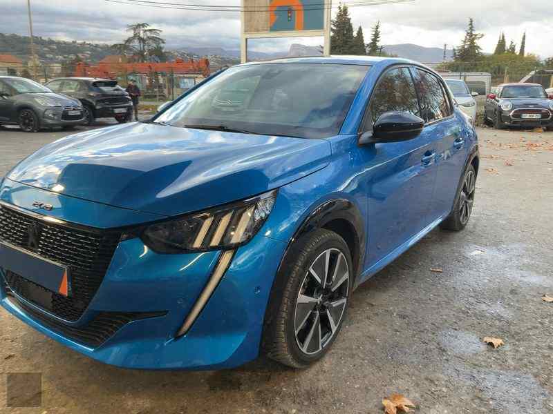 Slika vozila PEUGEOT 208