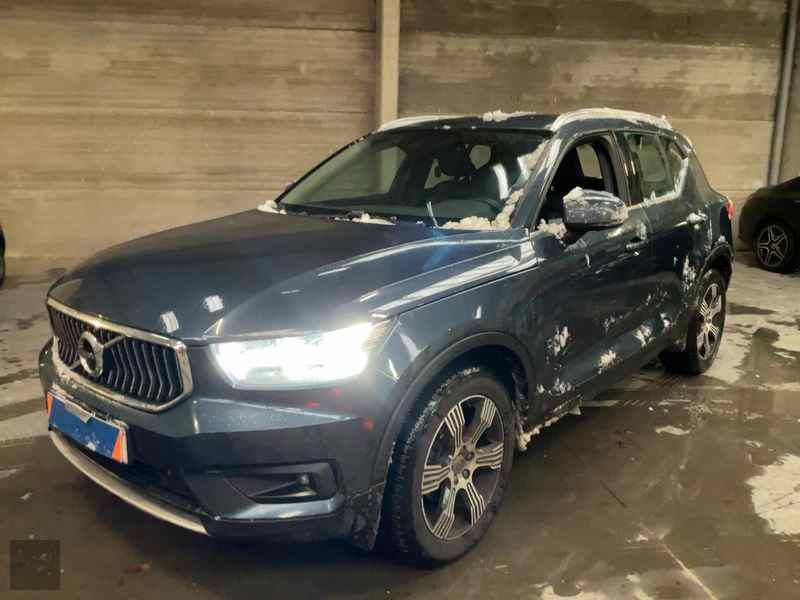 Slika vozila VOLVO C40